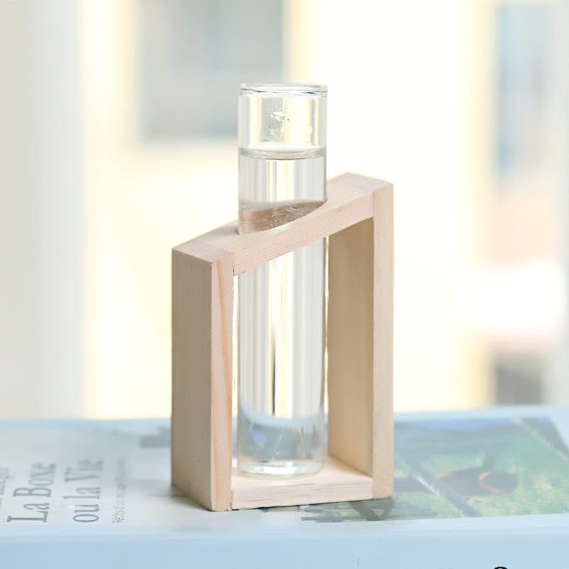 Vase en verre asymétrique – déco salon lumineux