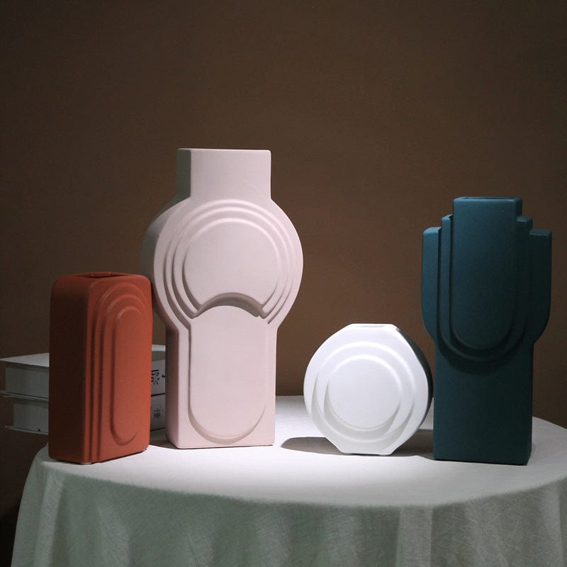 Vase en céramique – Style géométrique audacieux pour déco moderne