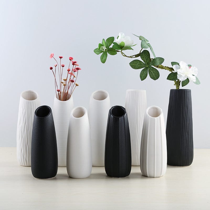 Vase en céramique ondulée – Élégance moderne pour intérieur design