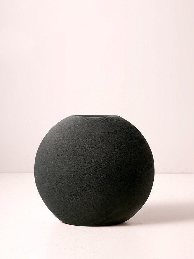 Vase céramique marron mat – Élégance brute pour un intérieur vibrant