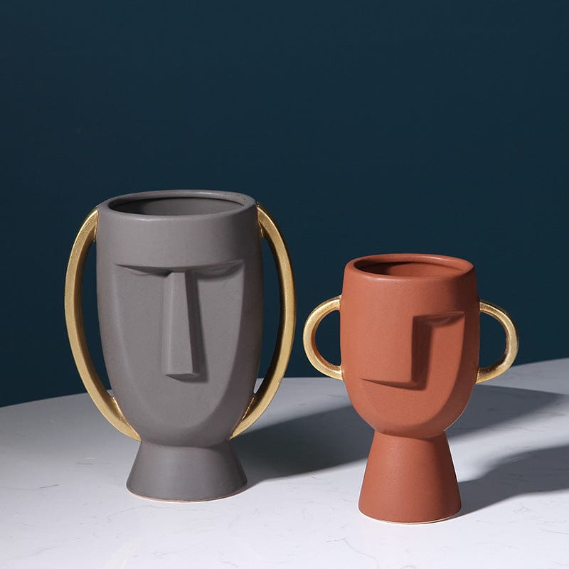 Vase en céramique style visage – intérieur moderne