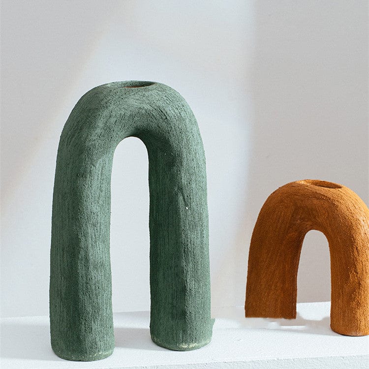 Vase design arqué – Céramique brute style contemporain en U coloré