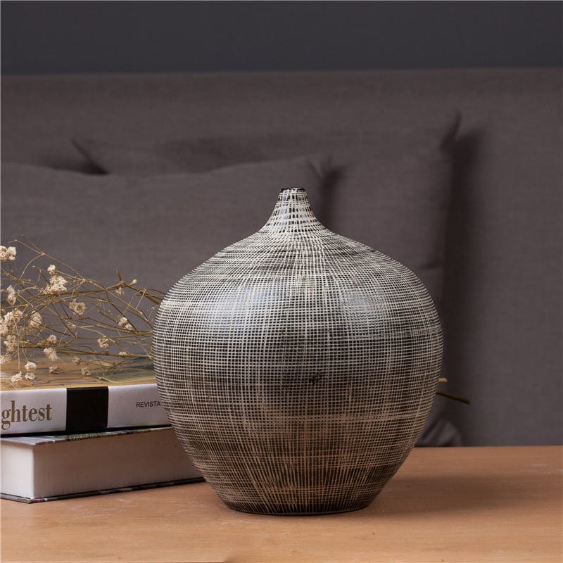 Vase en design ocre – déco salon lumineux