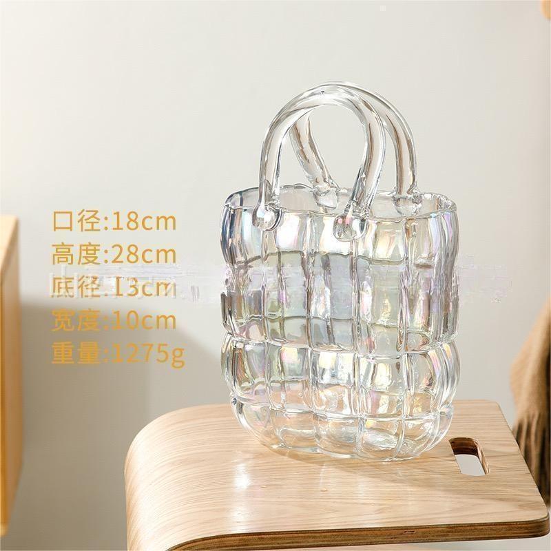 Vase en verre design sac – déco salon lumineux