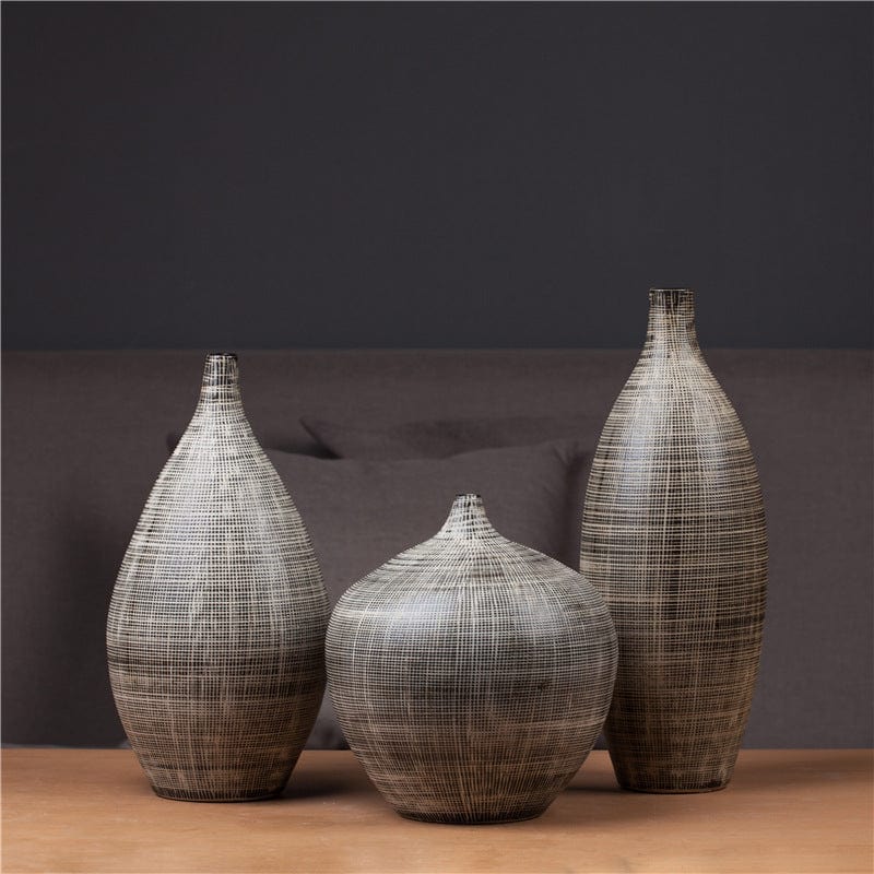 Vase en design ocre – déco salon lumineux
