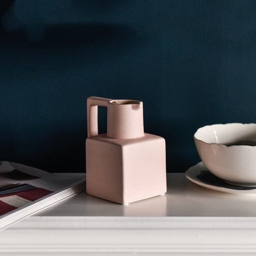 Vase en Céramique design – déco salon lumineux