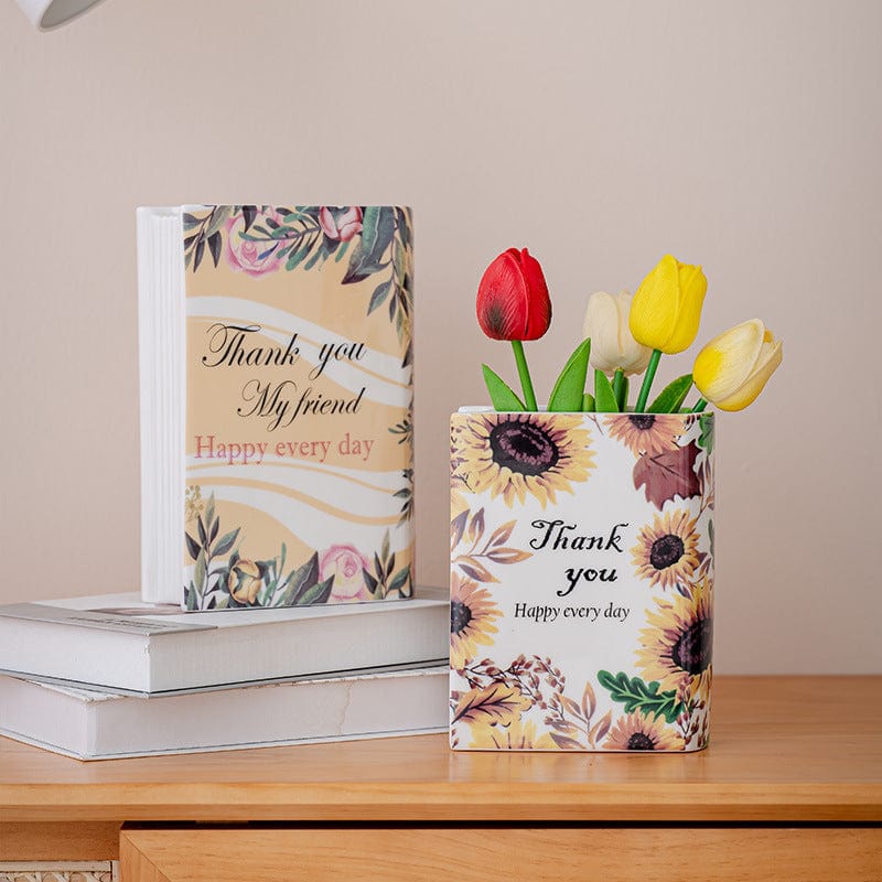 Vase en céramique design livre – pour fleurs d'interieur