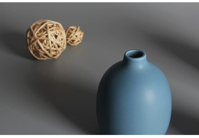 Vase mat multicolore - Formes minimalistes