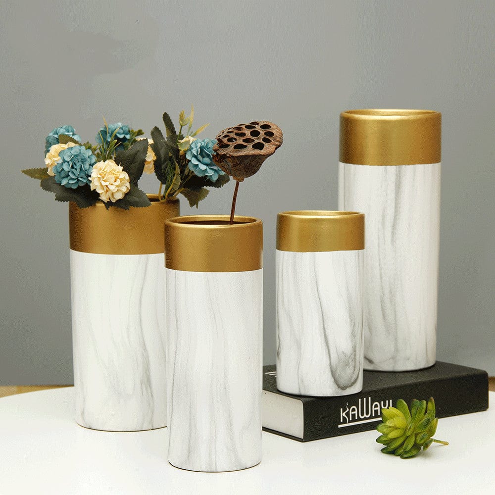 Vase cylindrique marbre blanc et or – Élégance moderne