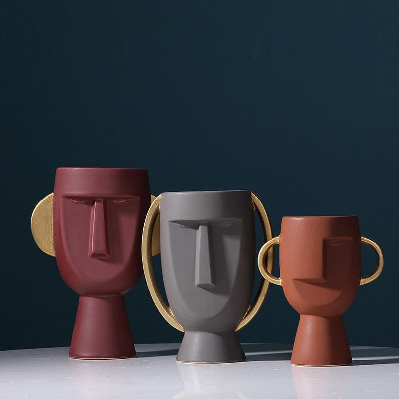 Vase en céramique style visage – intérieur moderne