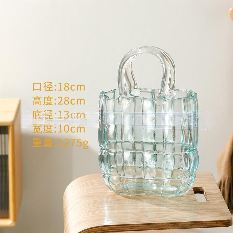 Vase en verre design sac – déco salon lumineux