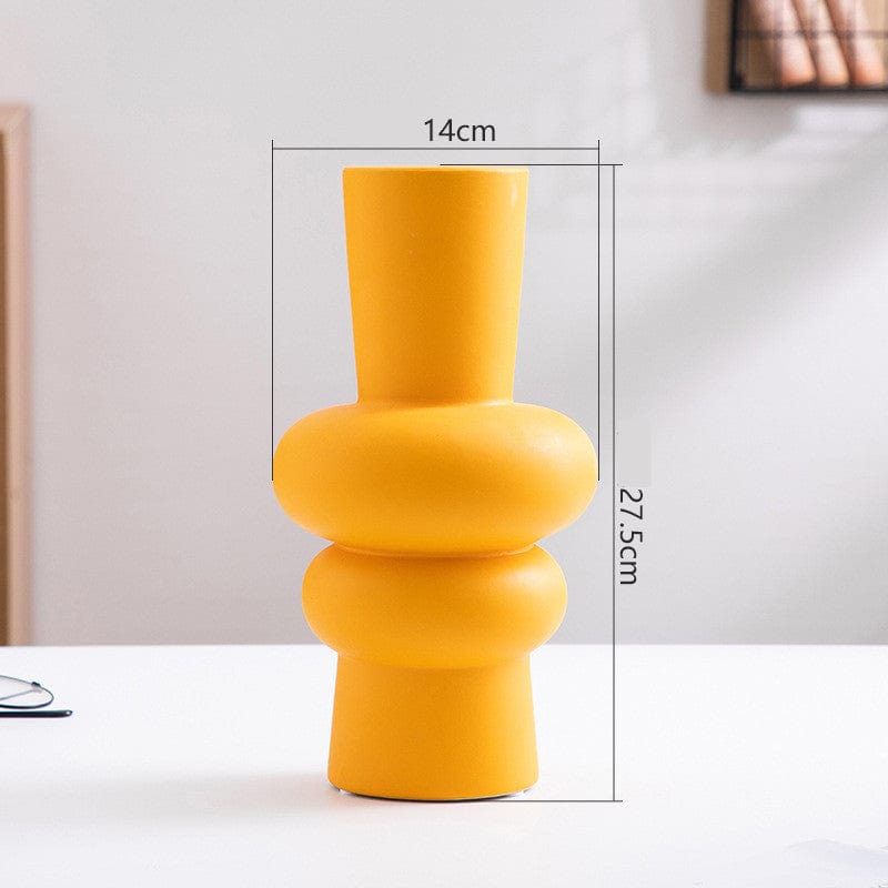 Vase en céramique ondulée – Élégance moderne pour intérieur design