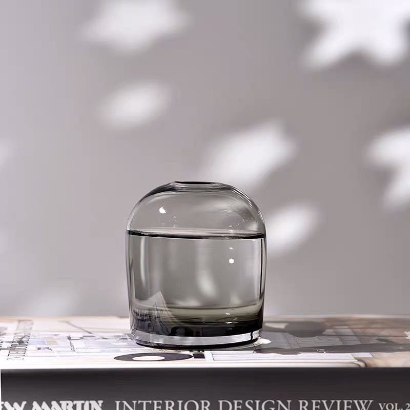 vase en verre moderne bleu – touche artistique