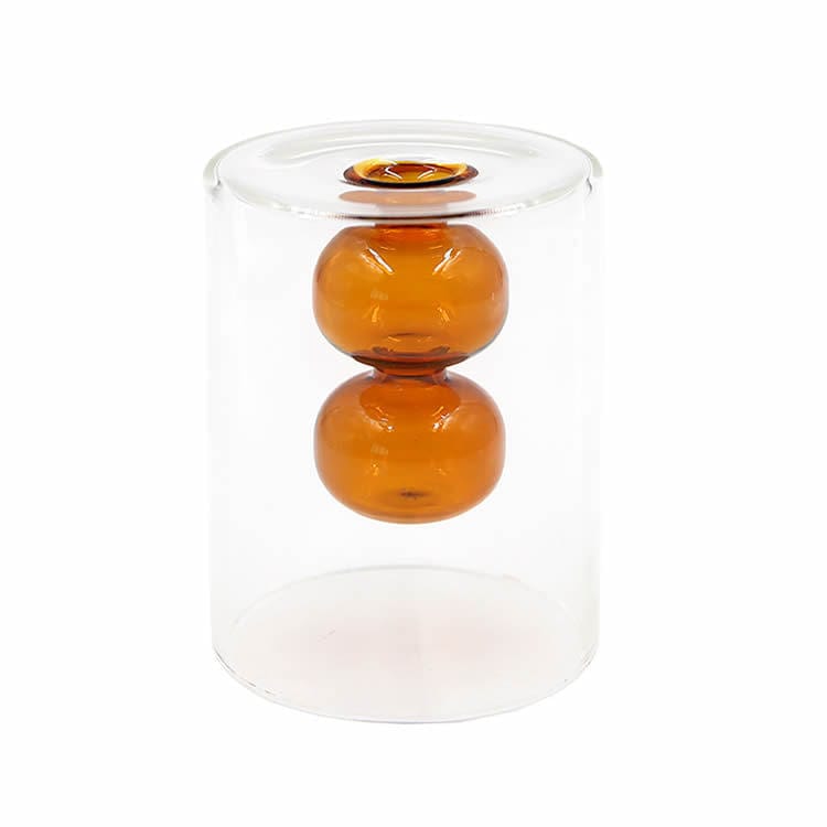 vase en verre haut – déco salon lumineux