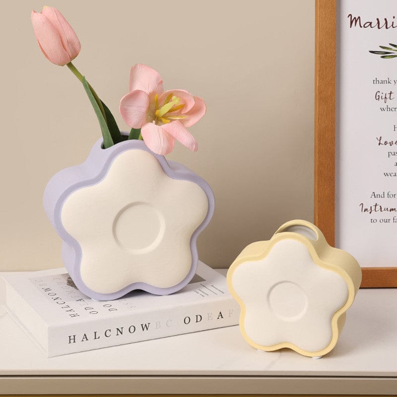 Vase céramique design - Fleur ludique pour déco joyeuse