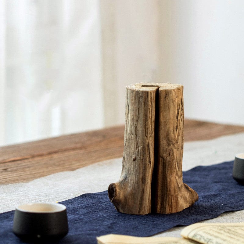 Vase en bois ocre – style contemporain