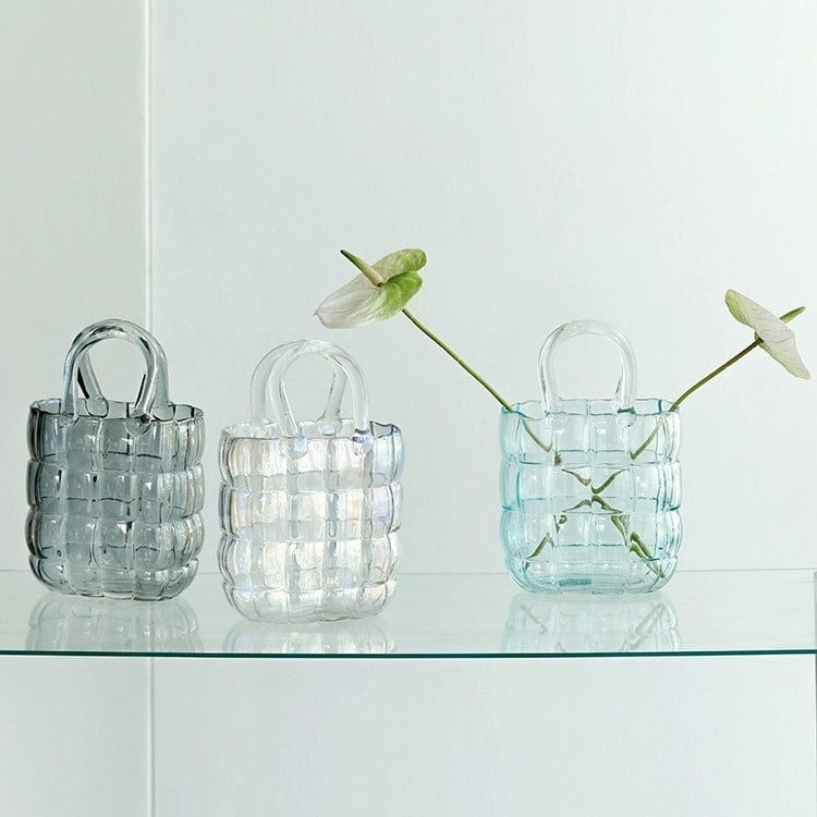 Vase en verre design sac – déco salon lumineux