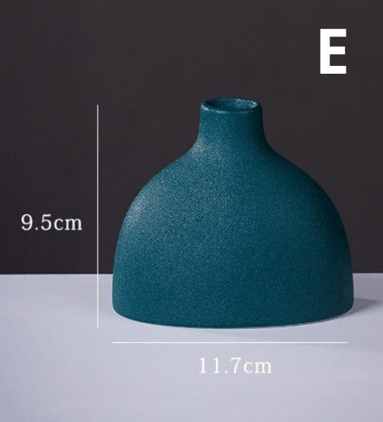 ElegantVase vase E Vase en céramique mat coloré - Élégance contemporaine