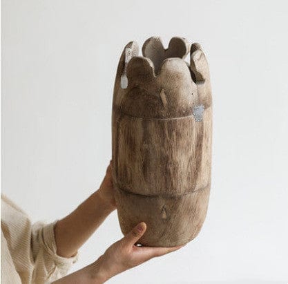 Vase en bois – charme vintage