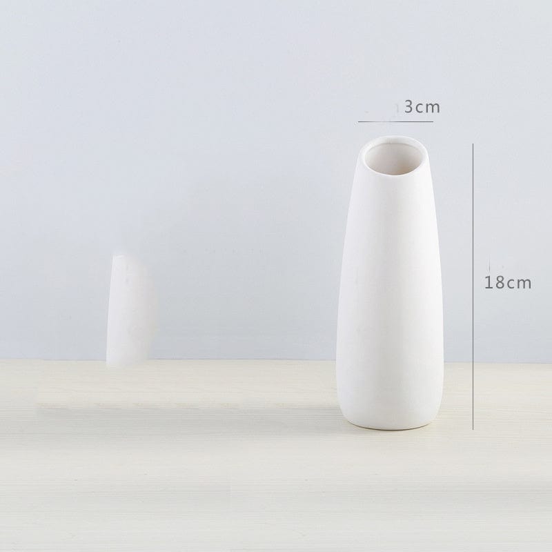 Vase en céramique ondulée – Élégance moderne pour intérieur design