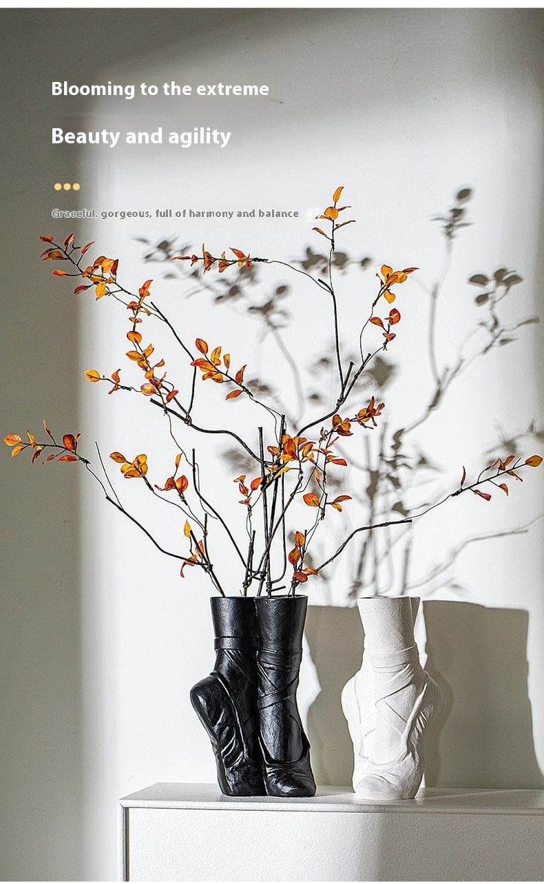 Vase bottes en céramique – Déco originale noir et blanc pour fleurs séchées