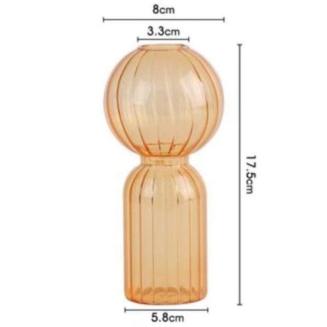 Vase en verre asymétrique – touche artistique