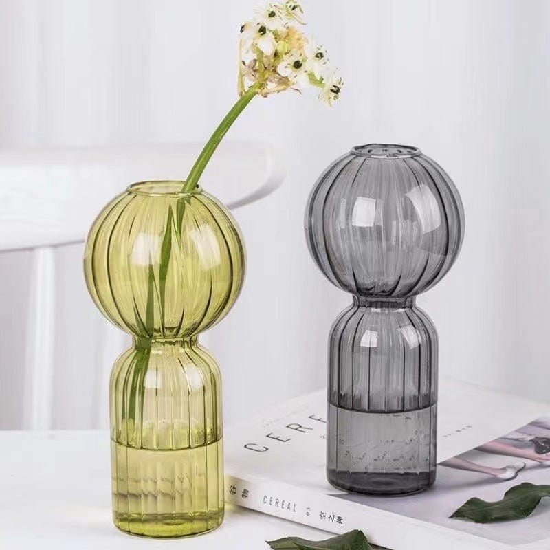 Vase en verre asymétrique – touche artistique