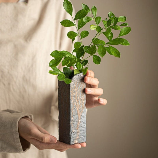 Vase japonais wabi sabi en céramique – Style brut zen pour décoration minimaliste
