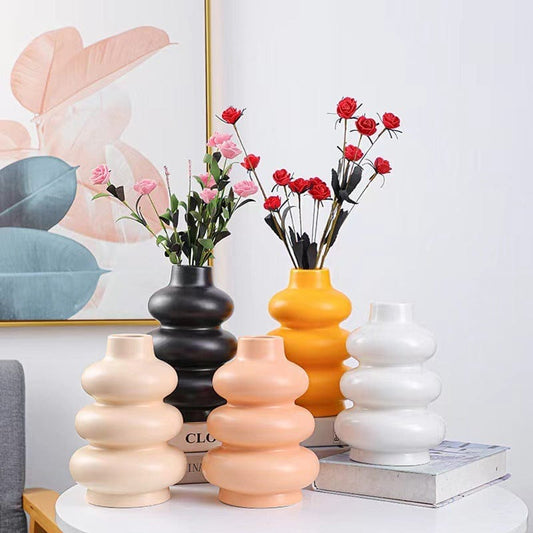 Vase céramique ondulé design – Élégance sculpturale dans votre salon
