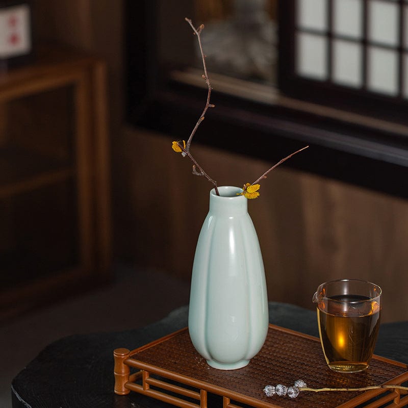 Vase en céramique style japonais – Délicatesse zen et pureté vintage