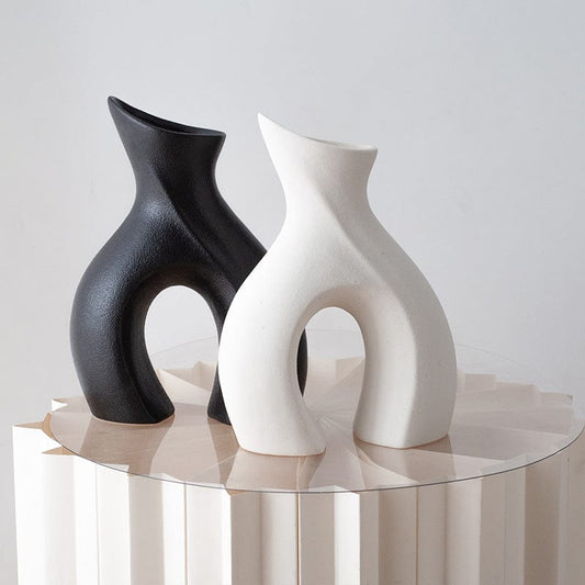 Vase design en céramique – Forme artistique pour déco moderne