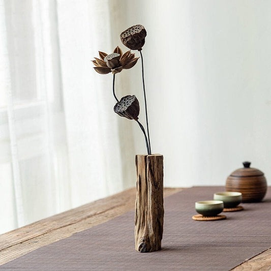 Vase en bois ocre – style contemporain