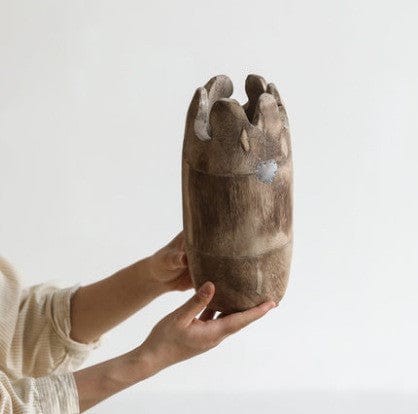 Vase en bois – charme vintage