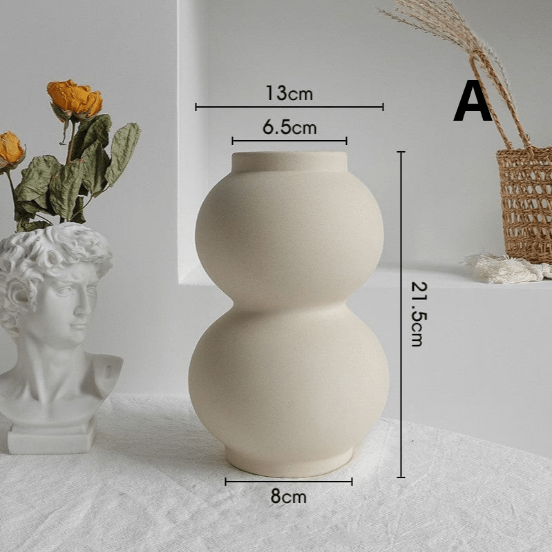 ElegantVase vase A Vase Céramique Beige - Formes Modernes