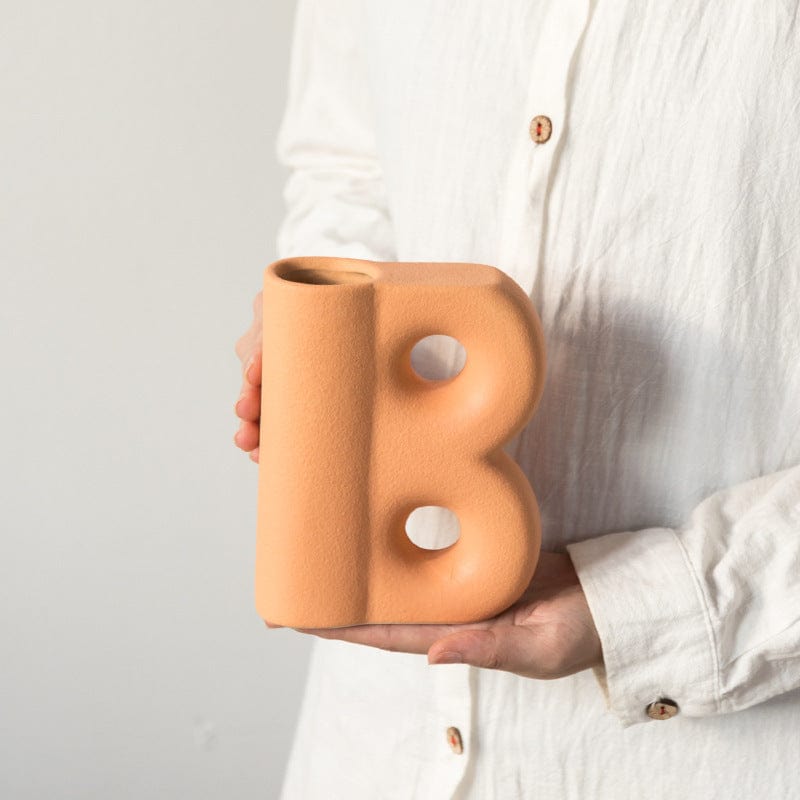 ElegantVase vase APC  Vase Lettre Design en Céramique – Déco Créative pour Fleurs
