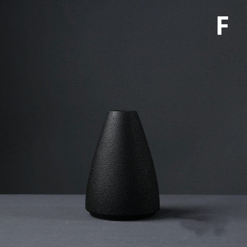 ElegantVase vase F Vases Noirs Scandinaves Texturés