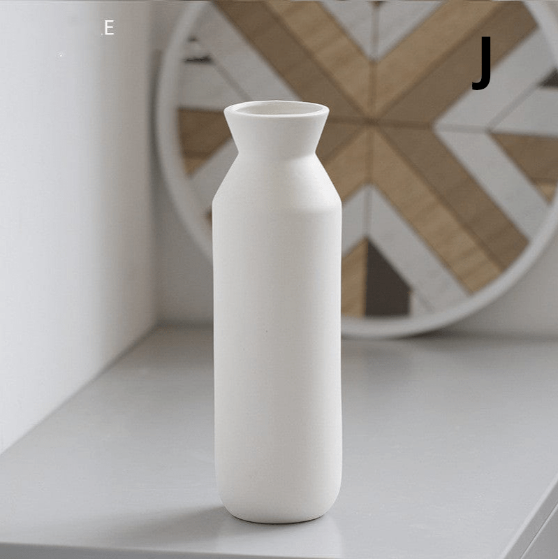 ElegantVase vase J Vase mat coloré - Élégance artisanale pour intérieur