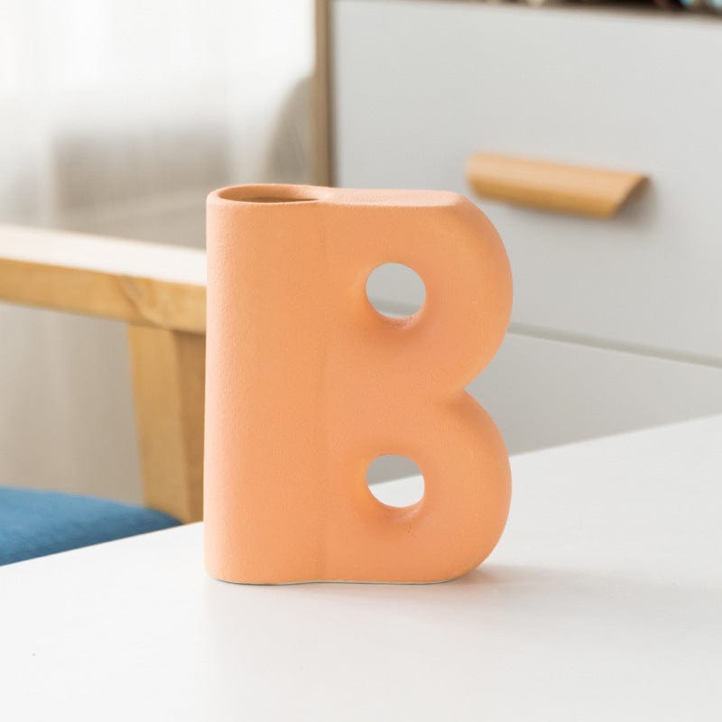 ElegantVase vase Orange / Trumpet B APC  Vase Lettre Design en Céramique – Déco Créative pour Fleurs