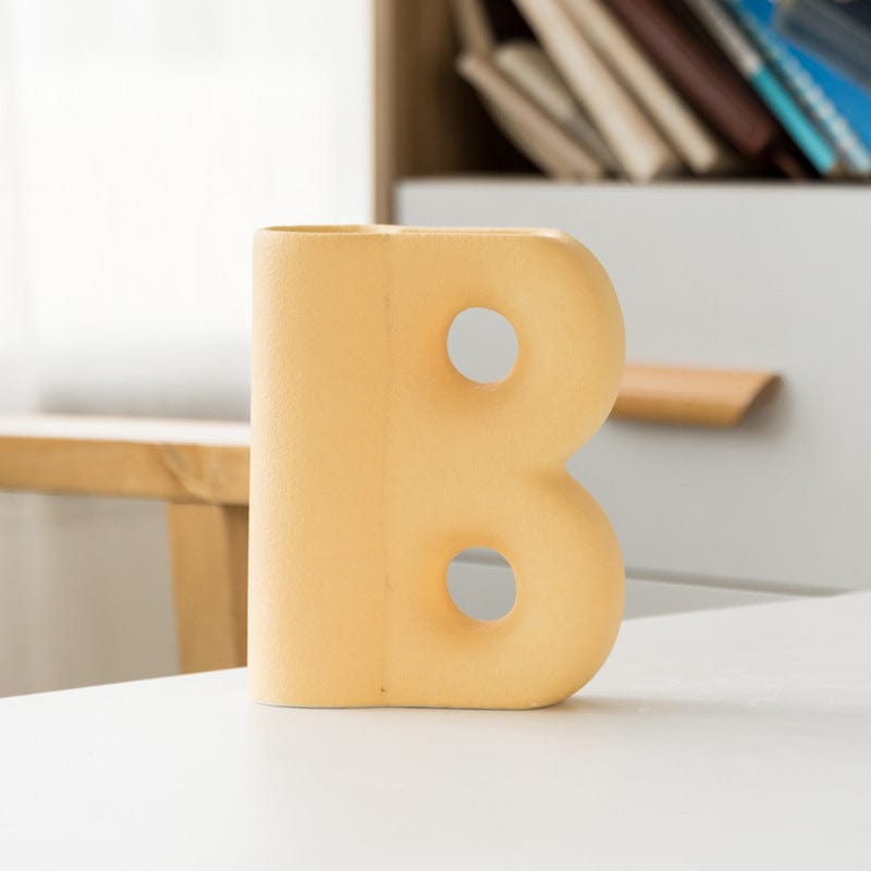 ElegantVase vase Yellow / Trumpet B APC  Vase Lettre Design en Céramique – Déco Créative pour Fleurs