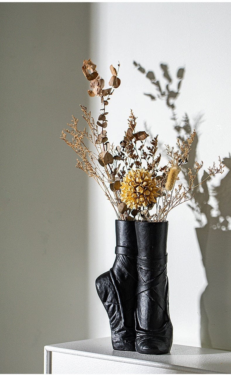Vase bottes en céramique – Déco originale noir et blanc pour fleurs séchées